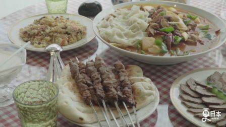 日本人第一次吃新疆菜，这反应太搞笑了