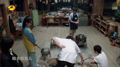 向往的生活4 第1期 看点：张子枫惨遭周迅”嫌弃“