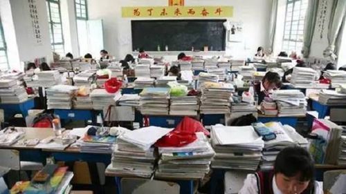 人类的噩梦开始:学霸淘汰，老师下岗，社会分层？