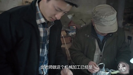 更成都 | 《春光乍泄》里的走马灯，在他手下竟变了旧时模样