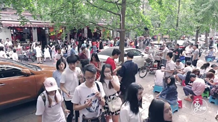 更成都 | 每对情侣都该看这部纪录片