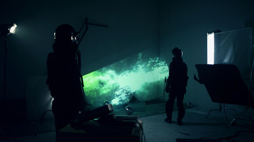 从大爆炸那刻起我们从未停止过远离