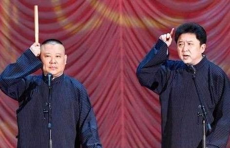 《我要上春晚》是郭德纲和于谦最经典的相声，台下观众笑尿了