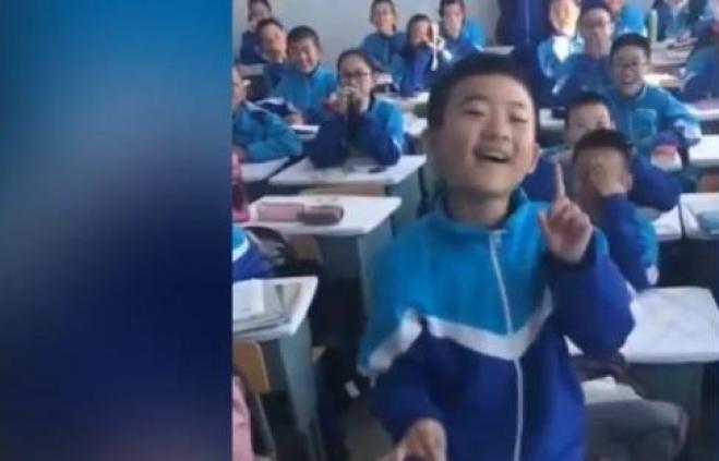 孩子你这么优秀，你爸妈知道吗？