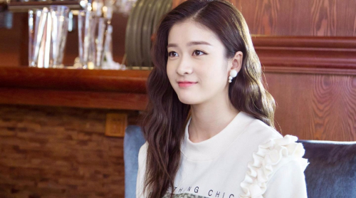 张雪迎这张照片一爆出才知道她到底有多丑，千万不要惹造型师