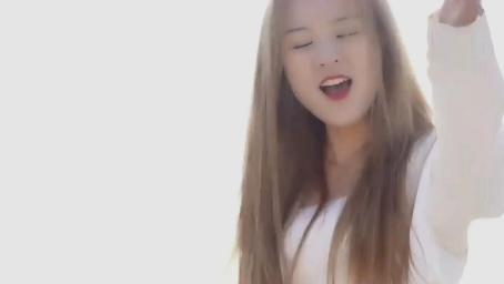 美女一首DJ版《只要你还需要我》节奏动感，声线优美，唱得很好听