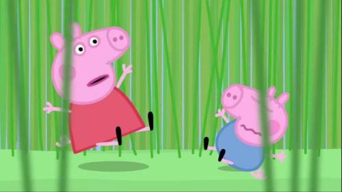 小猪佩奇：佩奇乔治去草里玩，他们一进去，都看不到彼此了！
