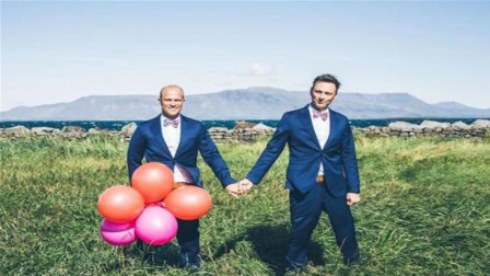 为了照顾少数人，法国人或将没有"父母"，只剩"家长1"！