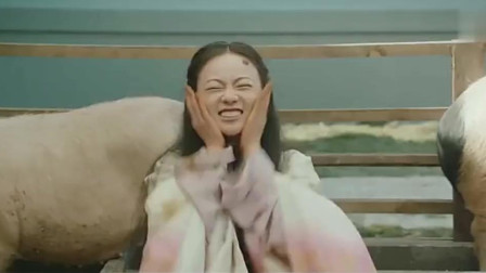 《皓镧传》片场花絮，李皓镧吴谨言片场认真拍戏很敬业！