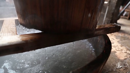 客家爷爷手把手教你酿米酒，延用三百年老手艺，入口清甜
