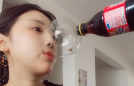 无欢乐不逗比，我们就是来搞笑的