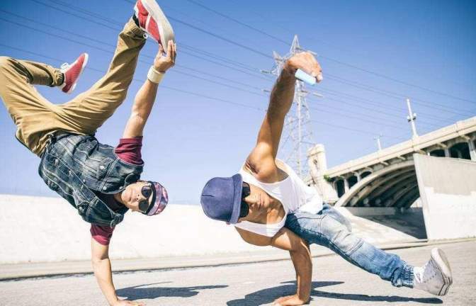 3首被国人恶搞的外语神曲，现在的人吃饱了真是件可怕的事情