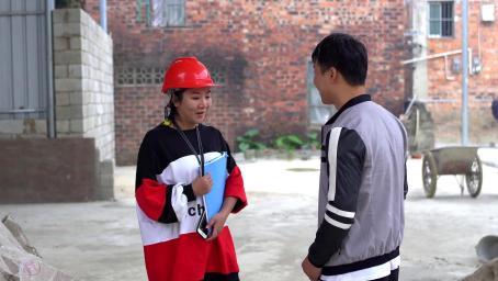 小伙去工地应聘工作，怎料遇上前女友，俩人对话太搞笑了