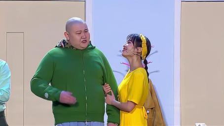 喜剧人：四人误会解除喝奶茶干杯，刘洋盐放太多，把自己给坑了