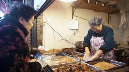 70岁奶奶做老底子杭州菜，街坊邻居排队去买，大饭店做不出这味儿