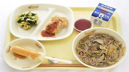 看完中日小学生的午餐对比, 让人不禁胆寒