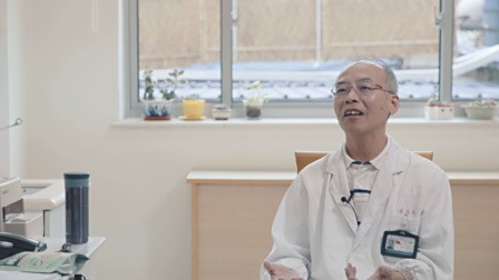老军医回忆战场：危险和死都不是最可怕的，真正的难受是它…