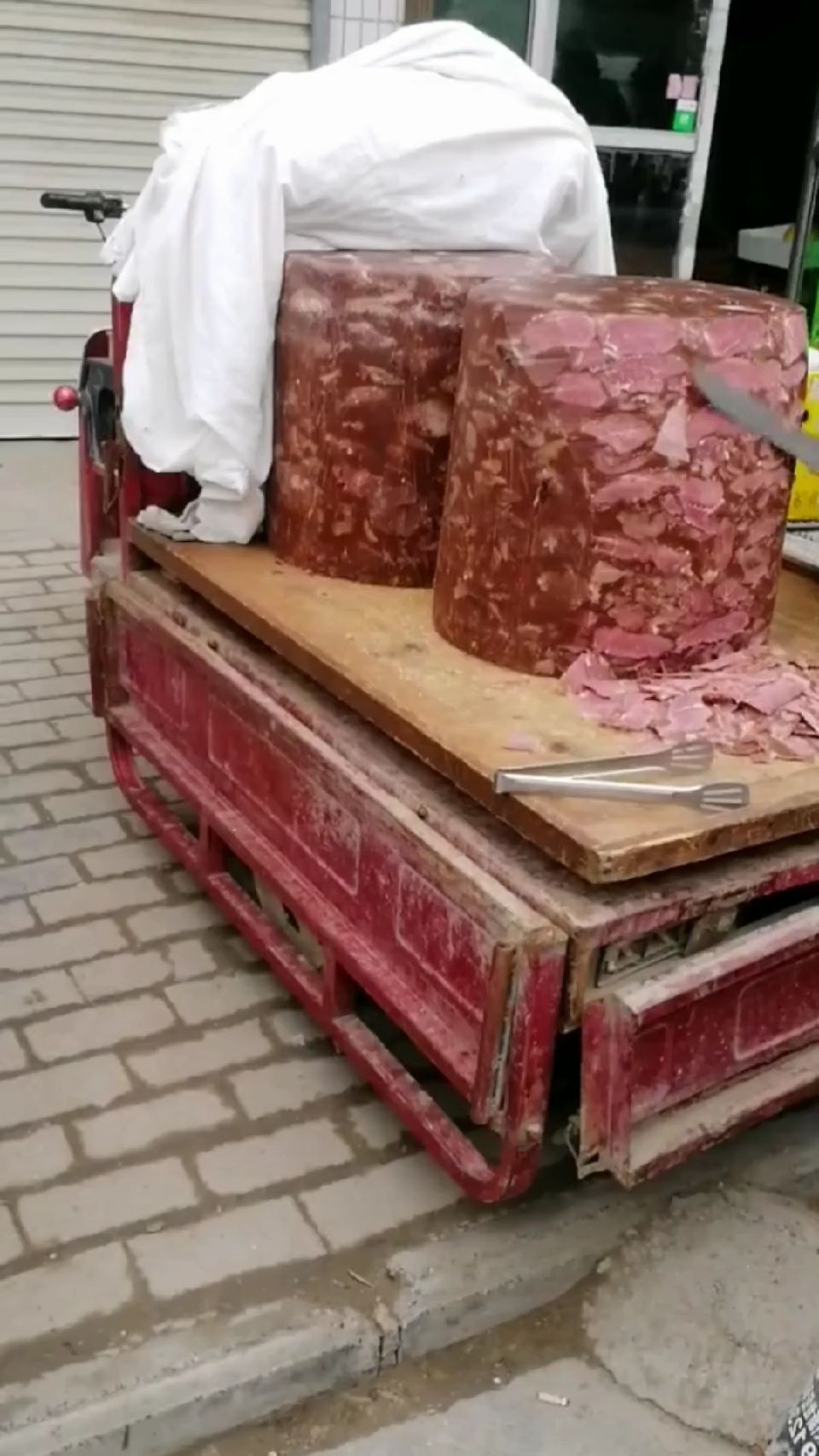 一车两坨肉,美味的垛子肉,切得薄如纸