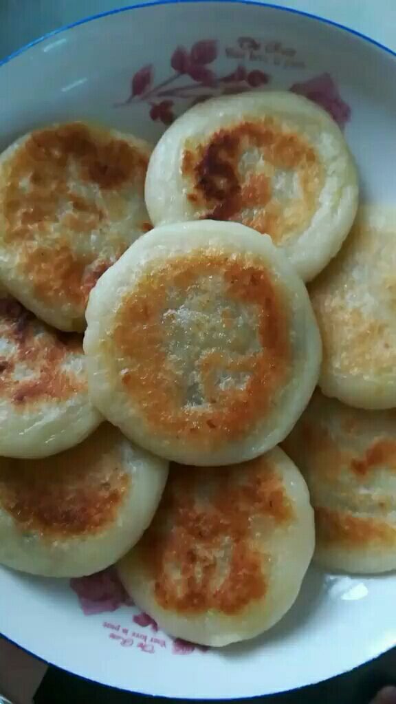 土豆糯米饼香甜软糯,大人孩子都爱吃.