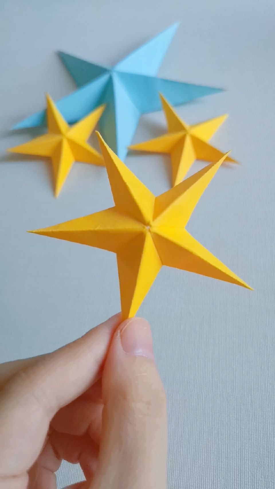 国庆节快到了,一起折个立体五角星吧