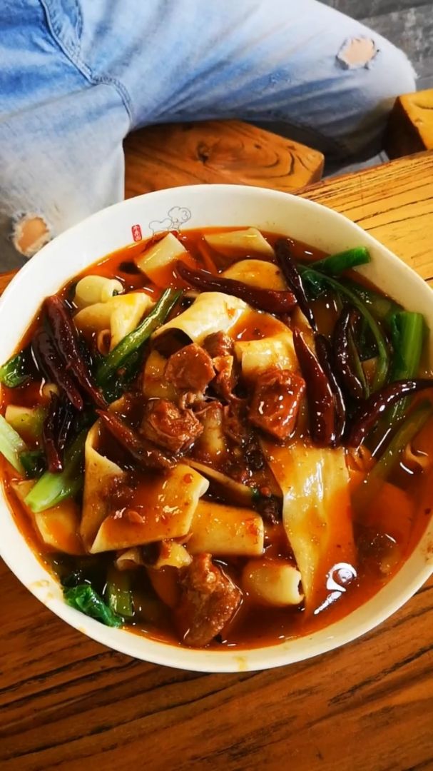 加辣的板面.有没有食欲.