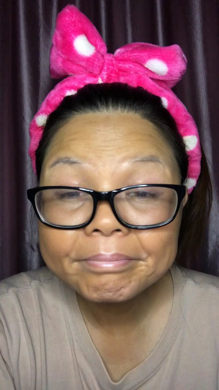 大妈来化个妆让你年轻20岁