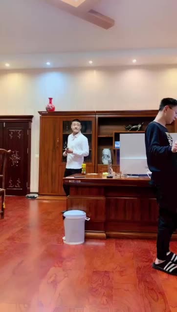 里睿可(丈门)(o703734786)