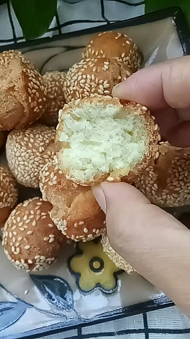 面疙瘩炸出来居然像面包