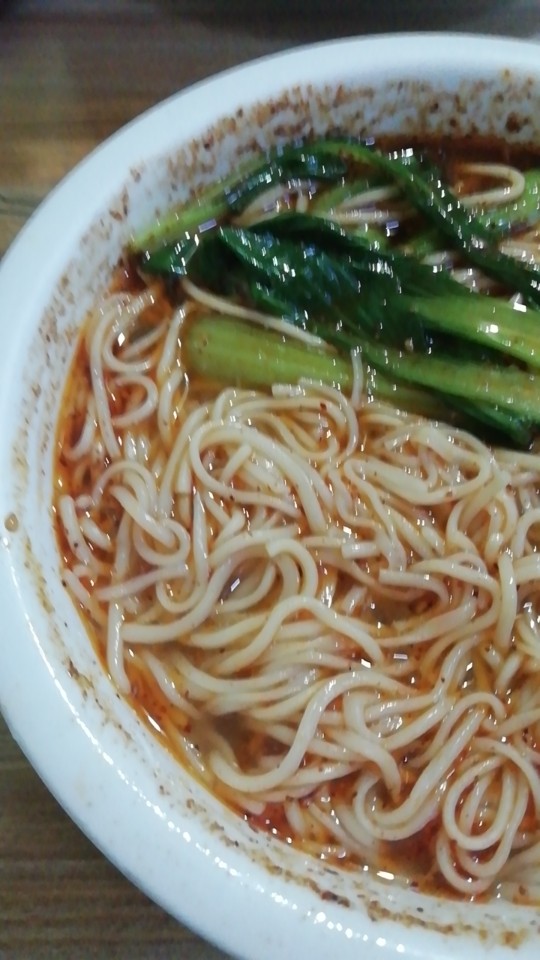 麻辣面.你爱吃吗?给个关注.谢谢