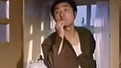 《瞧这一家子》中，陈强陈佩斯喜剧包袱乱丢，连电视剧爆笑丨戏里