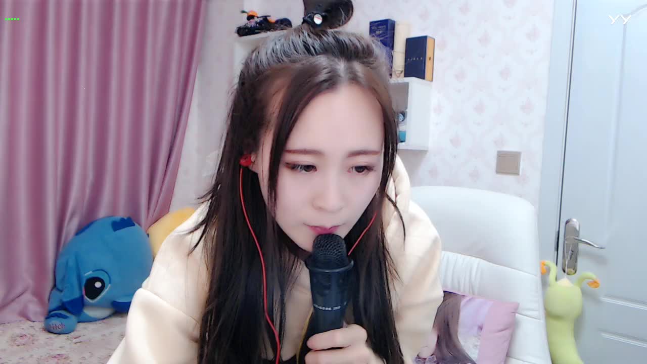 最燃喊麦#多少层玲珑塔,就是她喊麦的自由自在