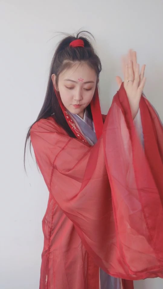 古装的花花!大笑江湖手势舞送给你们!