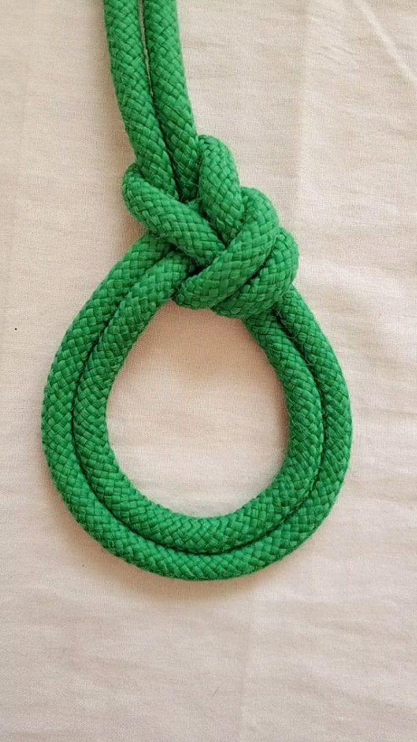 双套称人结又叫双套腰结,是消防员救人必备绳结