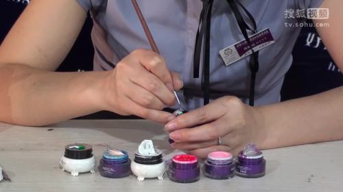 时尚美甲教程,混色美甲做法,美女教程