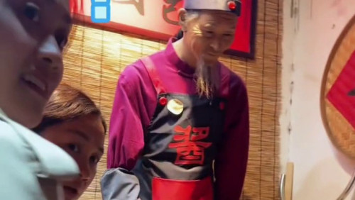 盘点近视眼尴尬瞬间，5米以内人畜不分