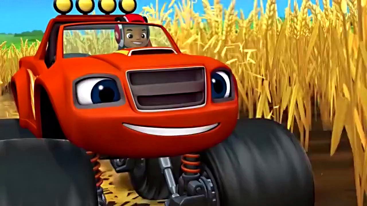 旋风战车队:阿杰和飚速开启飙风速度,两人在田野里玩的真开心