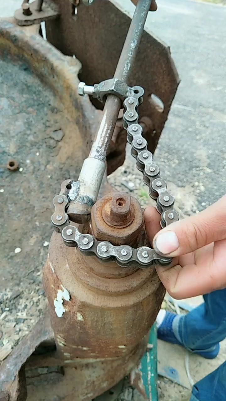 你用过这样的链条扳手吗?