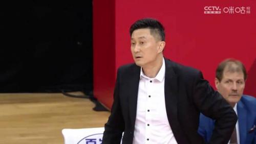杜锋技术犯规