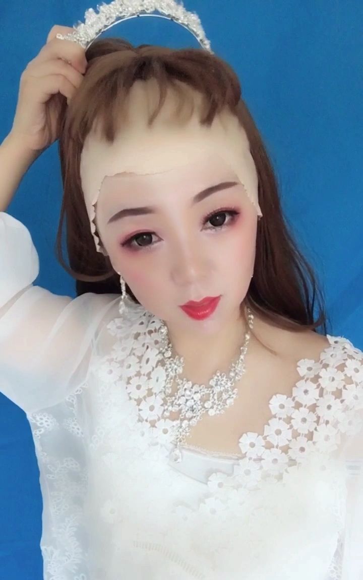 婚礼结束,发现新娘竟是光头,男方要求离婚!