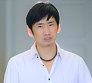 女子公园被劫持