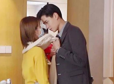 《小风暴》花絮曝光胡一天扯乔欣衣服撒娇超有爱