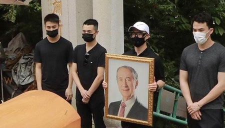 何鸿燊去世一年终下葬